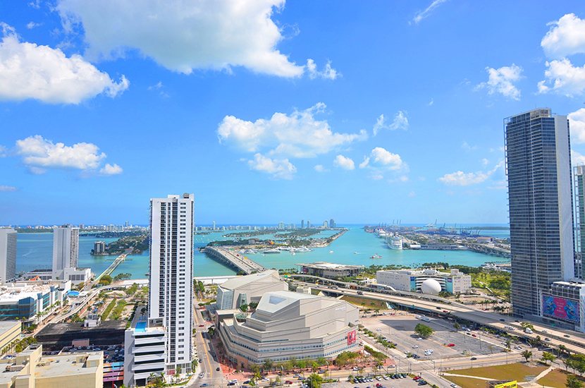 Miami skyline and Biscayne Bay from Art Plaza
